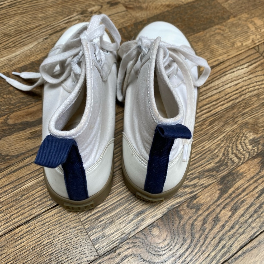 Old Navy Kids White Canvas Hi tops with Gum soles Size 13 - Picture 3 of 6